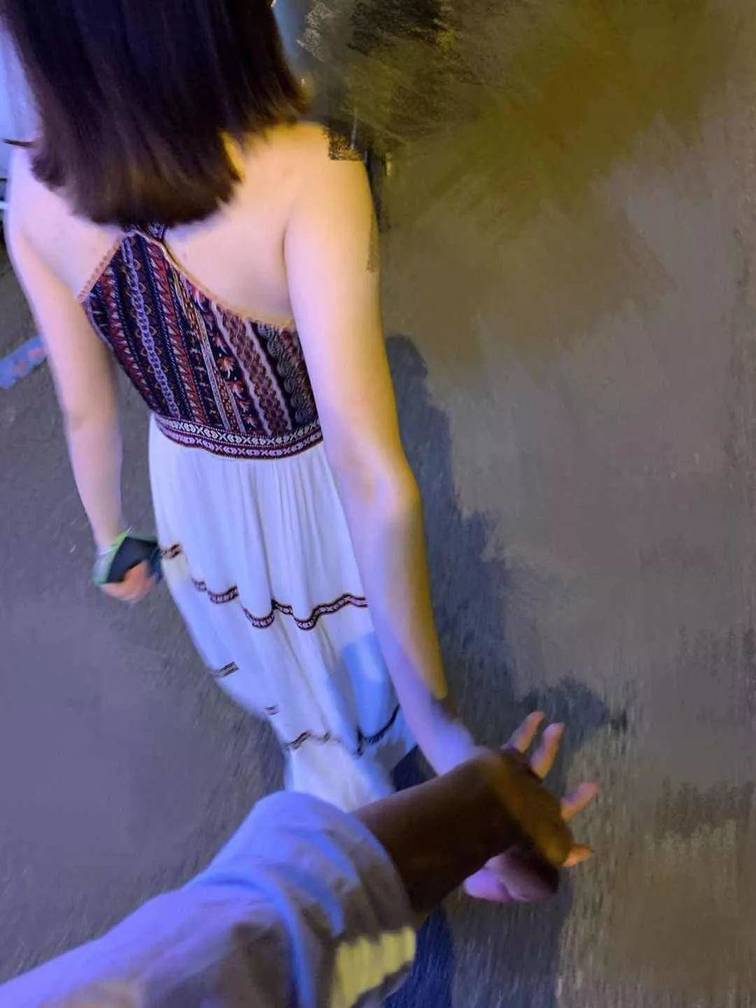 “你死了这条心吧”工地小伙被00后女神狂怼，后成功逆转