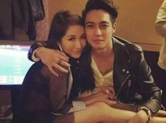 残酷真相：为什么优秀女生看不上你？-追女生聊天技巧