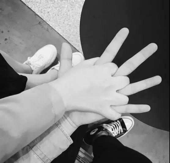 把妹追女生聊天案例：穿汉服的小姐姐，请收下我的“定情之吻”-分手挽回