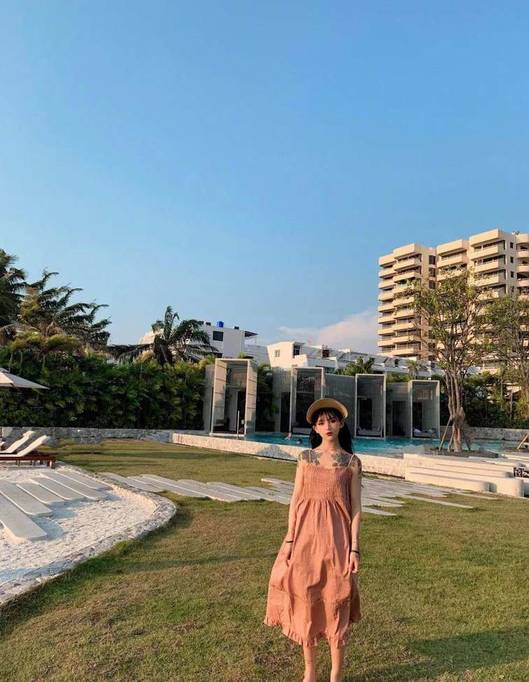 把妹追女生约会案例：175大长腿网红与我的约会-恋爱撩妹网-聊天话术|脱单方法|约会技巧|哄女生|牵手探探微信聊天案例|