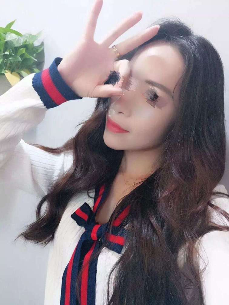把妹追女生聊天案例:一顿4元的早餐约会年入40W的美容师，只因我用了这个操作-恋爱撩妹网-聊天话术|脱单方法|约会技巧|哄女生|牵手探探微信聊天案例|