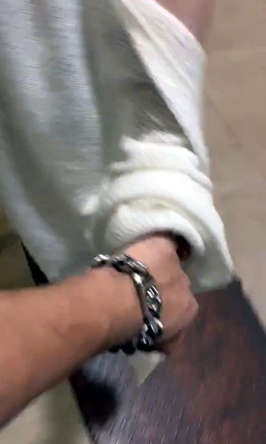 微信把妹聊天实战案例-为了报复前男友，抖音主播半夜带我去她家！