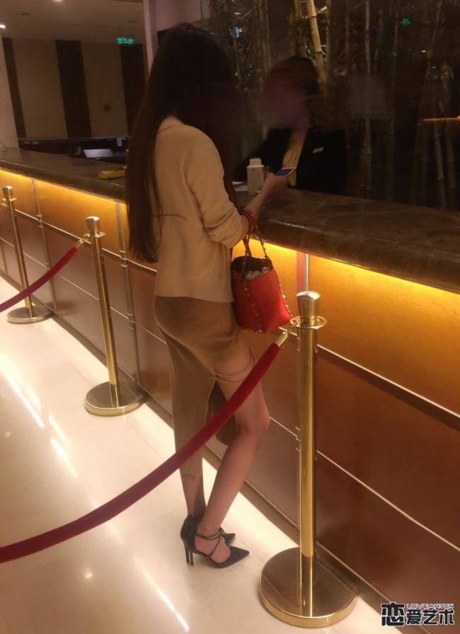 把妹追女生约会案例：年度神级案例！520当晚我从四个顶级高富帅身边带走了她…