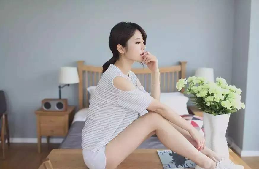 如何让妹子反抗时跟你上床，只有1%的男人会用的把妹方法