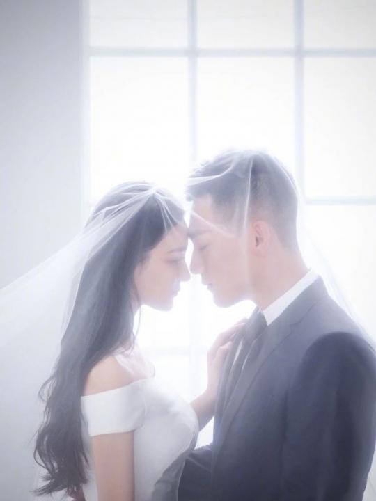 张馨予结婚：真爱或许会迟到，但是从不会缺席