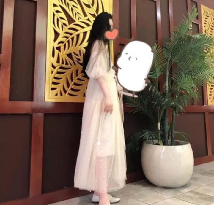 “在吗，我这有个闺蜜，你来搞她一下”