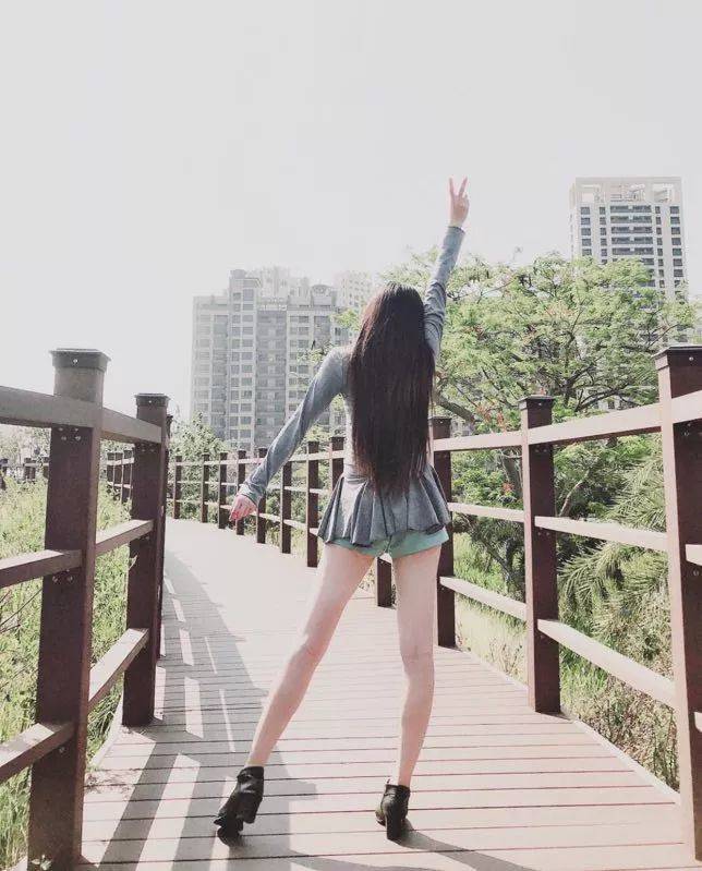 闺蜜三人开着AMG C63想要灌醉我，结果被反杀