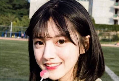 学会让女生给你投资才能让她含住你的龙根