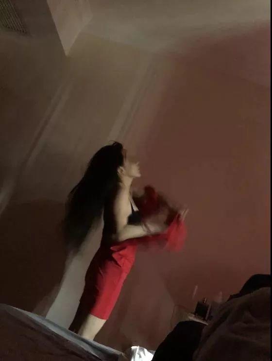 白富美深夜求收留，我该怎么做？