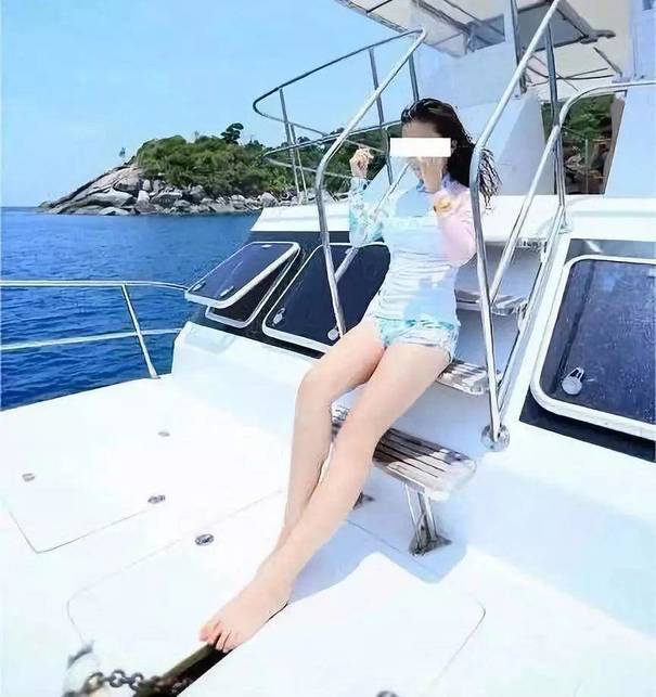 把妹实战聊天技巧复盘：仅用半小时，我约到了高分空姐-恋爱撩妹网-聊天话术|脱单方法|约会技巧|哄女生|牵手探探微信聊天案例|