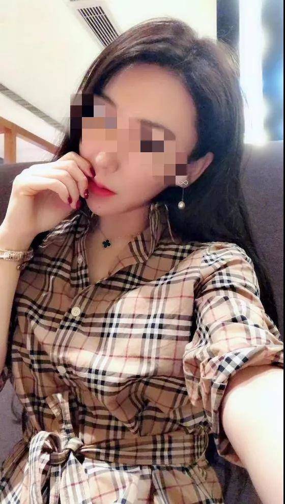 追女生聊天技巧案例-白富美深夜求收留，我该怎么做？-恋爱撩妹网-聊天话术|脱单方法|约会技巧|哄女生|牵手探探微信聊天案例|