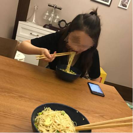 把妹案例-爆乳长腿妹爱上屌丝天王