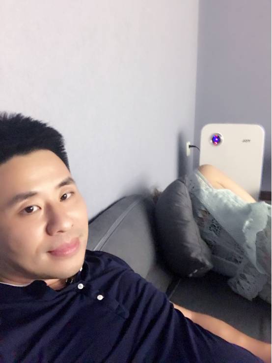 把妹泡妞案例-如何征服性感翘臀的办公室女郎？