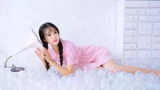 做到这四点，让女生对你投怀送抱！-恋爱撩妹网-聊天话术|脱单方法|约会技巧|哄女生|牵手探探微信聊天案例|