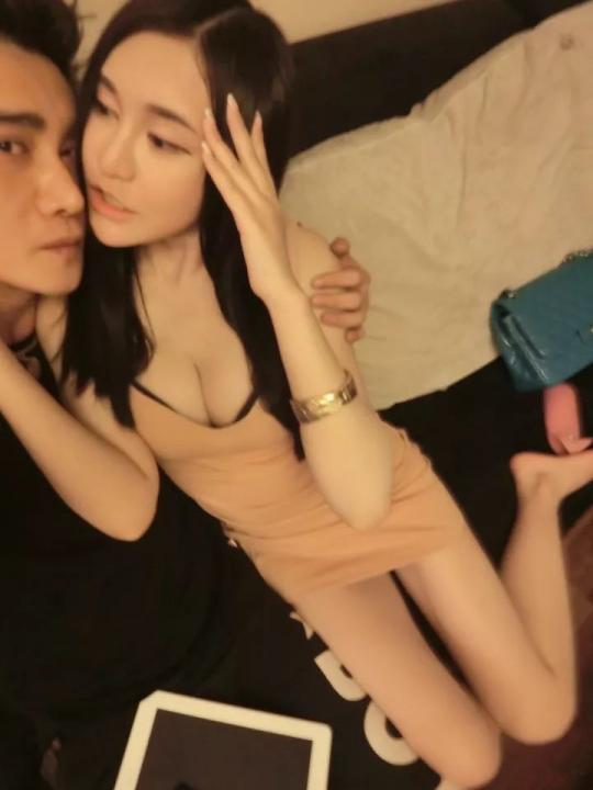 终极把妹聊天技巧实战案例-她为了跟我约误了成龙大哥的戏-恋爱撩妹网-聊天话术|脱单方法|约会技巧|哄女生|牵手探探微信聊天案例|