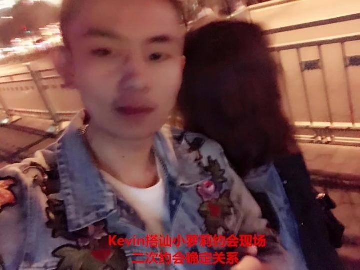 搭讪纪实丨街搭冷酷小萝莉，却对我敞开内衣