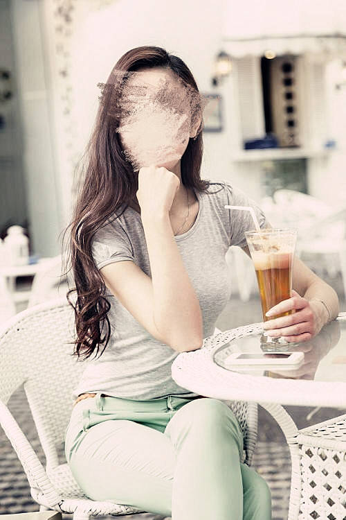 醉酒后，她说：收起你的套路吧，你不就是想撩我么？