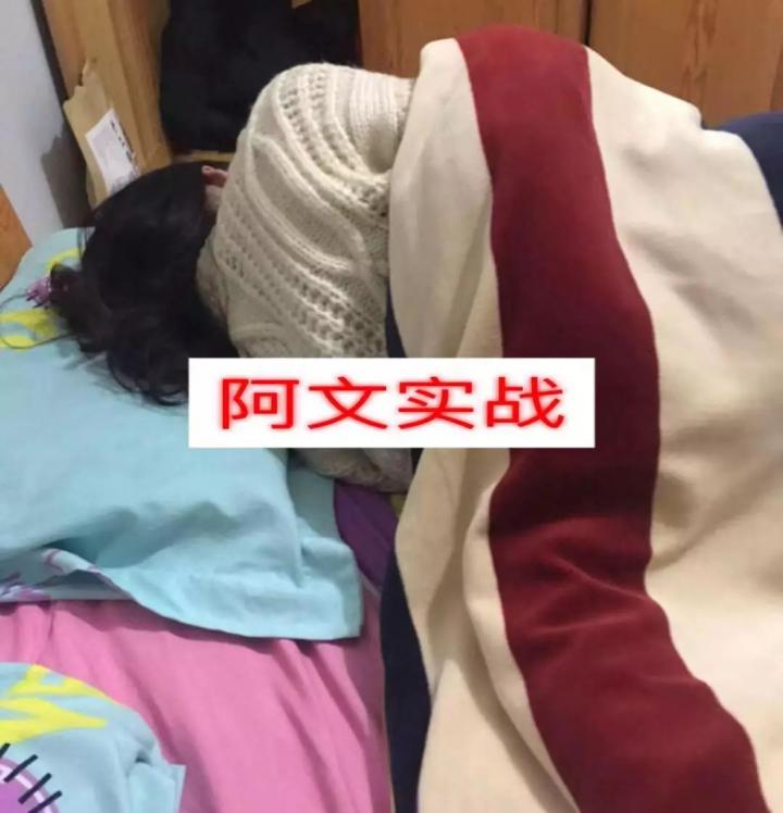 街搭正妹丨性感女说我喜欢坐上面