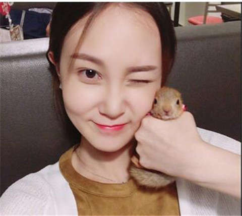 大学校园中的女生该怎么追第2张