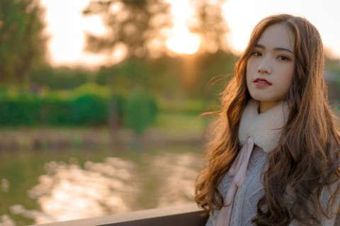 和刚加的女孩微信聊天怎么找话题?-恋爱撩妹网-聊天话术|脱单方法|约会技巧|哄女生|牵手探探微信聊天案例|