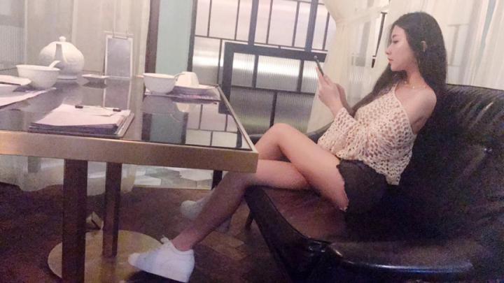 追女生聊天约会案例-半个月的心心念念，终究比不过外面的莺莺燕燕