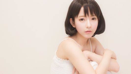 跟女生聊天聊什么话题,更容易让她爱上你? 跟女生聊天聊什么话题,更容易让她爱上你?第2张