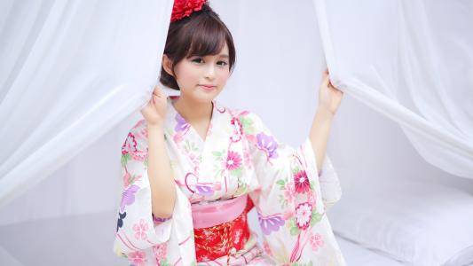 跟女生聊天聊什么话题,更容易让她爱上你? 跟女生聊天聊什么话题,更容易让她爱上你?第3张