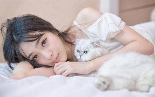 第一次请女生吃饭，聊什么不尴尬？-恋爱撩妹网-聊天话术|脱单方法|约会技巧|哄女生|牵手探探微信聊天案例|