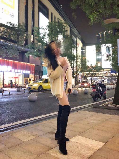 把妹实战贴-175姐妹花，深夜爬上了我的床“泄火”三次！