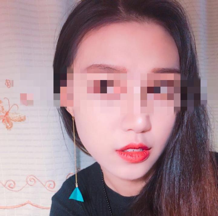 把妹实战贴-他带女主播到私人影院看这个后， 一次就搞定了她……-恋爱撩妹网-聊天话术|脱单方法|约会技巧|哄女生|牵手探探微信聊天案例|