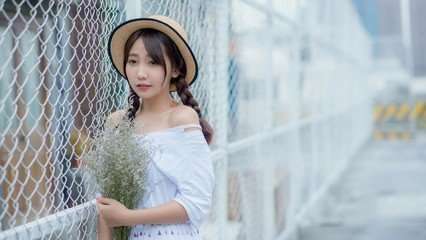 女生说感冒了，如何正确回复？-恋爱撩妹网-聊天话术|脱单方法|约会技巧|哄女生|牵手探探微信聊天案例|