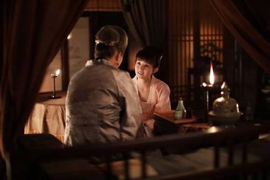 不用跪舔!这样聊天会让女生对你越来越主动