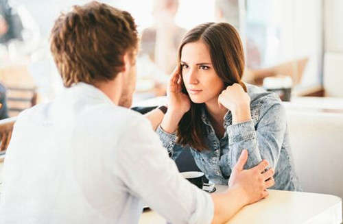 约会吃饭后女生转钱给男生，是什么意思？-恋爱撩妹网-聊天话术|脱单方法|约会技巧|哄女生|牵手探探微信聊天案例|