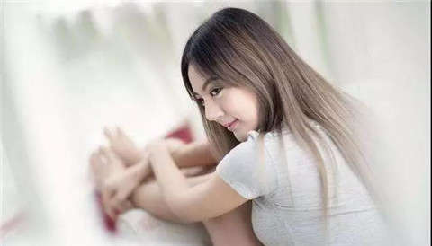 和女生聊天久了没话题，两个技巧让你们聊天更轻松第4张