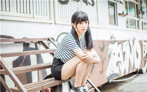 和女孩子聊天的技巧，让女生对你感兴趣的技巧第3张