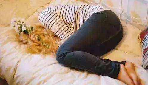 女生说失眠了怎么幽默回复？第3张