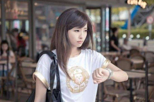 约会女生迟到男生该怎么说？幽默点的-恋爱撩妹网-聊天话术|脱单方法|约会技巧|哄女生|牵手探探微信聊天案例|