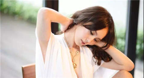 和女孩子聊天聊什么?像这样找话题才能跟愉快的聊起来第2张