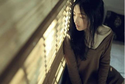 看过3700个妹子的个性签名，我写出了《个签七维定位法则》-恋爱撩妹网-聊天话术|脱单方法|约会技巧|哄女生|牵手探探微信聊天案例|