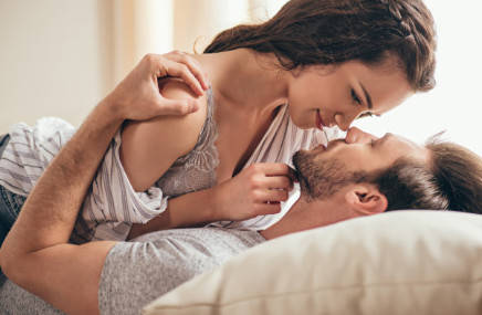 穷渣男们惯用的“欲擒故纵”，是这样的.对付女生那是一撩一个准！-恋爱撩妹网-聊天话术|脱单方法|约会技巧|哄女生|牵手探探微信聊天案例|