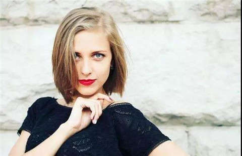 怎么让女生主动找你聊天？两招帮你迅速增强和女生互动-恋爱撩妹网-聊天话术|脱单方法|约会技巧|哄女生|牵手探探微信聊天案例|