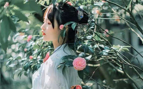 女生回信息总是哦嗯，该怎么办？-恋爱撩妹网-聊天话术|脱单方法|约会技巧|哄女生|牵手探探微信聊天案例|