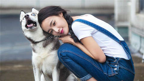 女生找你诉苦抱怨，正确的安慰方式第2张