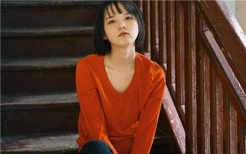 极少发朋友圈的女生怎么追？如何开启话题？第4张