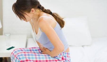 高情商安慰女生痛经的方法，让女生觉得很贴心-恋爱撩妹网-聊天话术|脱单方法|约会技巧|哄女生|牵手探探微信聊天案例|