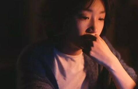 怎样用冷读的技巧来让女人对你感兴趣？-恋爱撩妹网-聊天话术|脱单方法|约会技巧|哄女生|牵手探探微信聊天案例|