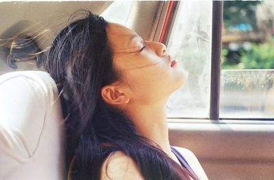 谈恋爱中怎样赞美女人才有效.成为会说话被女生喜欢的男生-恋爱撩妹网-聊天话术|脱单方法|约会技巧|哄女生|牵手探探微信聊天案例|