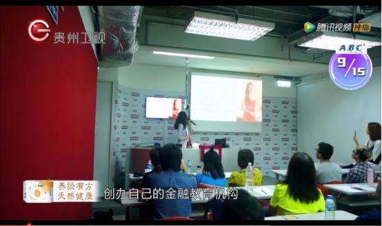 假扮富二代在线撩妹,恋爱期间出轨几十人,套路比海深! 假扮富二代在线撩妹,恋爱期间出轨几十人,套路比海深!