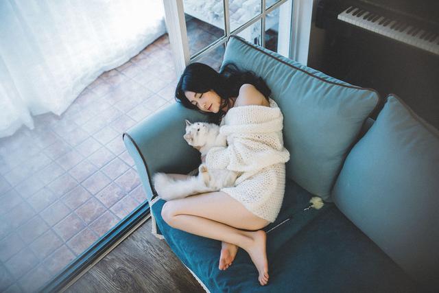 为什么“我想跟你谈女朋友，你只把我当朋友”？好男人：浪费感情-恋爱撩妹网-聊天话术|脱单方法|约会技巧|哄女生|牵手探探微信聊天案例|