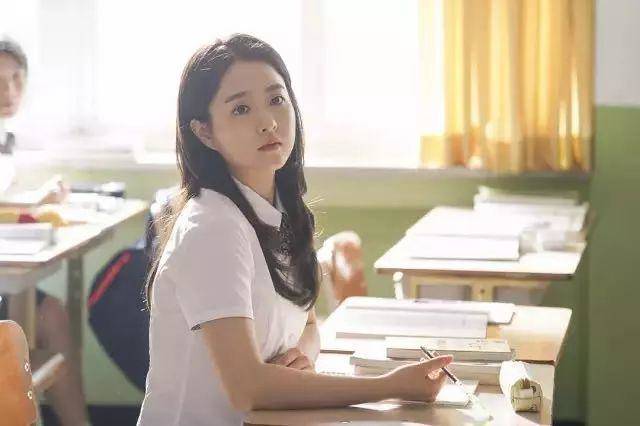这样跟妹子身体接触，女生会很享受-恋爱撩妹网-聊天话术|脱单方法|约会技巧|哄女生|牵手探探微信聊天案例|